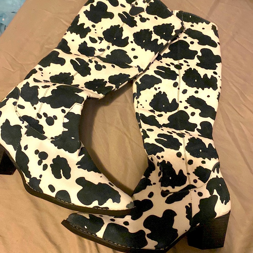 Cow boots/cowgirl boots